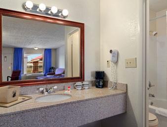 Motel Super 8 By Wyndham College Park/atlanta Airport West 3*
