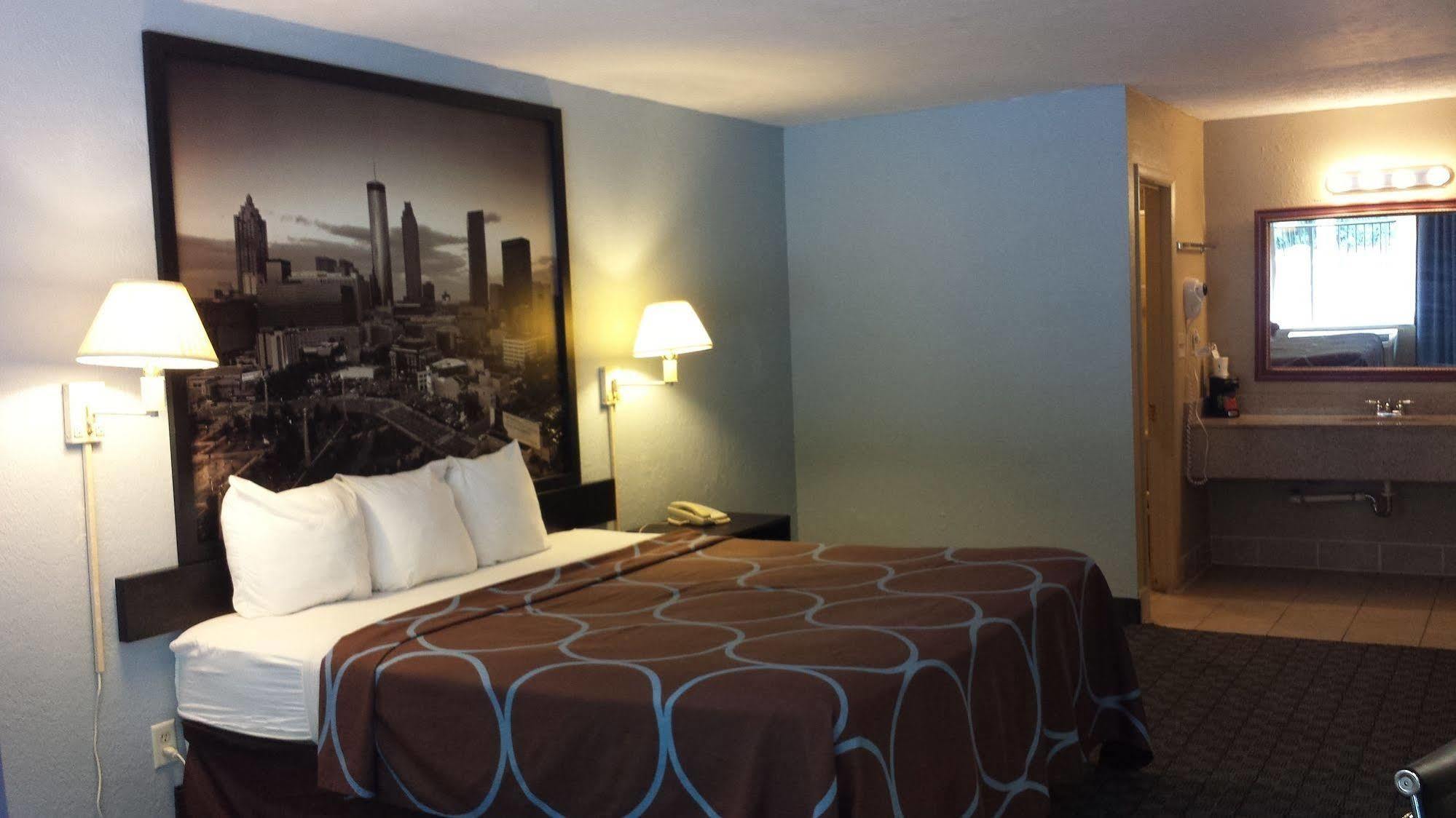 Super 8 By Wyndham College Park/atlanta Airport West Motel College Park